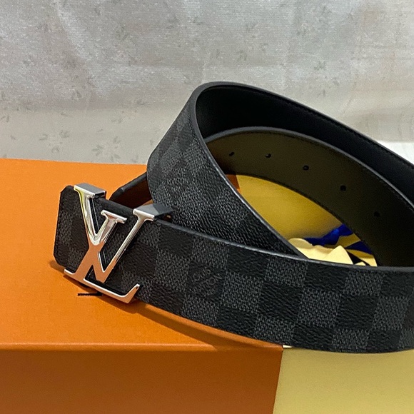 Louis Vuitton Classic Men's Black And Gray Checkerboard Belt - Picture 1 of 4